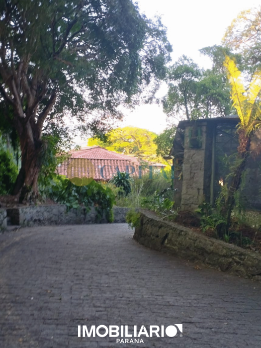 Residência para  venda em Horto Florestal, Umuarama, 395,40m²