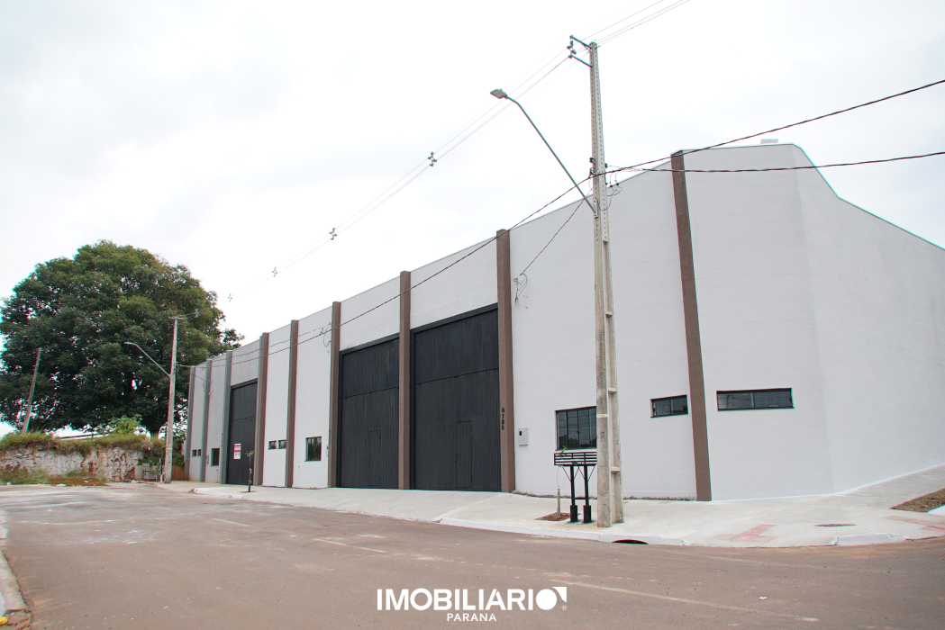 Salão Comercial para  venda em Jardim Português, Umuarama, 457,58m²