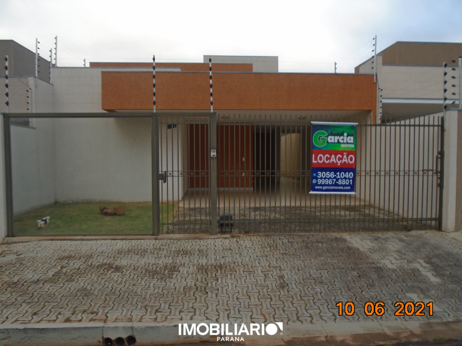 Residência para  venda em Parque Bandeirantes, Umuarama, 240,62m², com 2 quartos