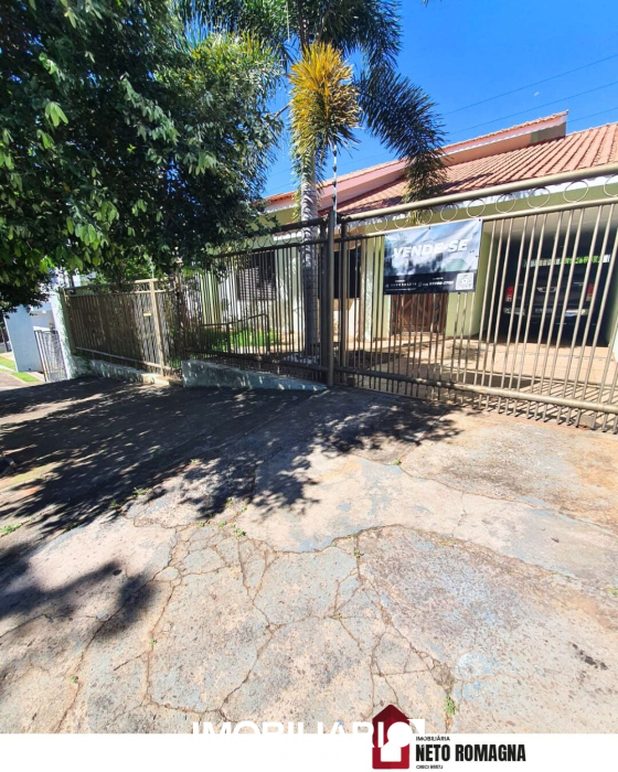 Residência para  alugar em Zona I, Umuarama, 480,00m², com 3 quartos