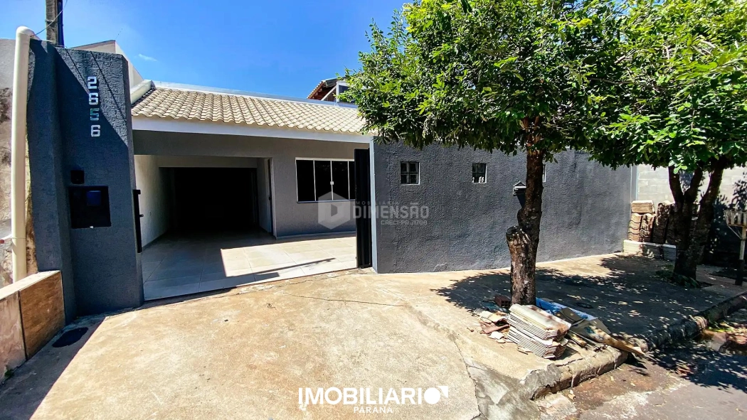 Residência para  venda em Parque do Lago, Umuarama, 165,37m², com 3 quartos