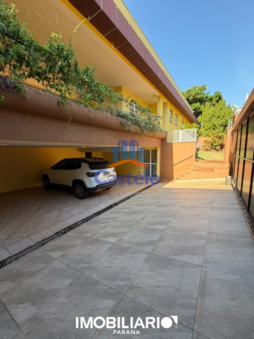 Residência para  alugar em Zona II, Umuarama, 1.103,00m², com 4 quartos