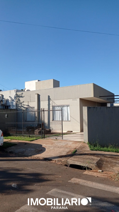 Residência para  alugar em Parque Residencial Itália, Umuarama, 70,00m², com 2 quartos