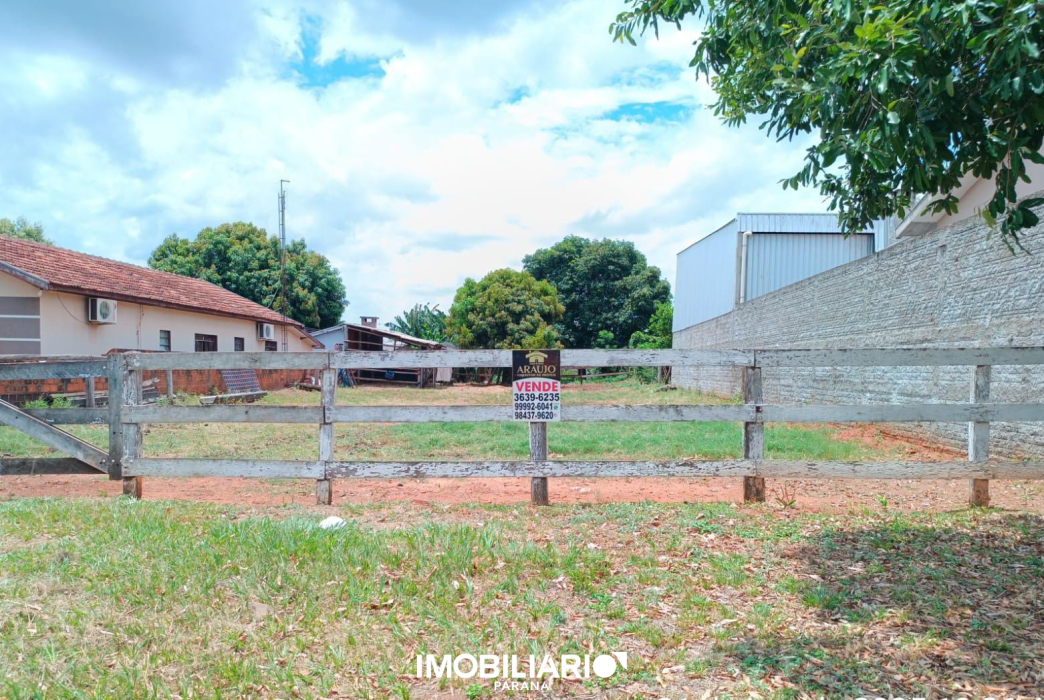 Terreno para  venda em Centro, Cafezal do Sul, 675,00m²
