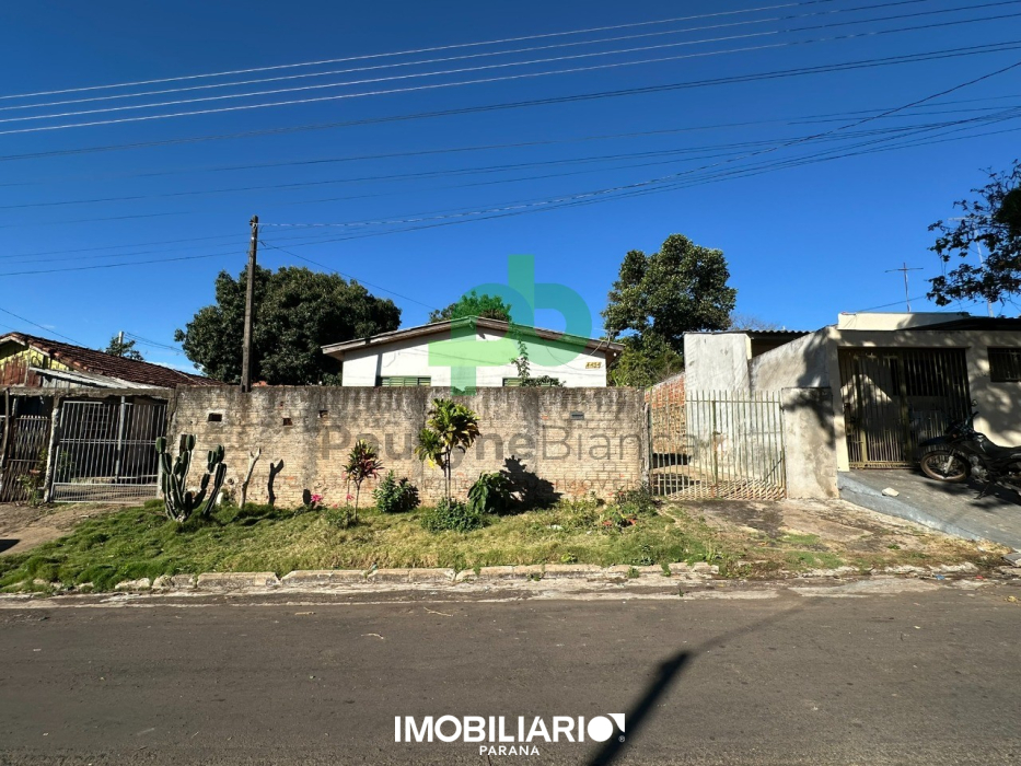 Residência para  venda em Parque San Marino, Umuarama, 325,00m², com 3 quartos