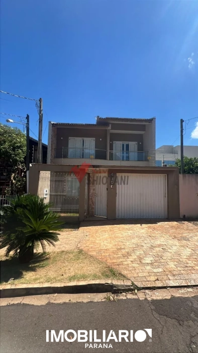 Sobrado para  venda em Zona I, Umuarama, 330,00m²