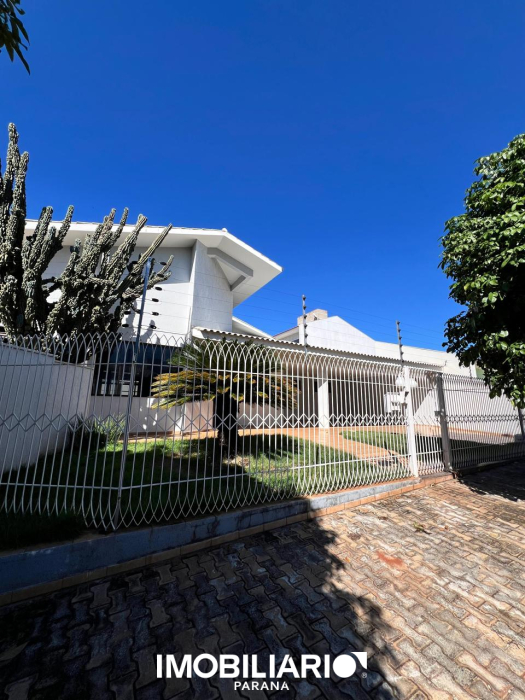 Residência para  vendaUmuarama, 334,00m², com 2 quartos