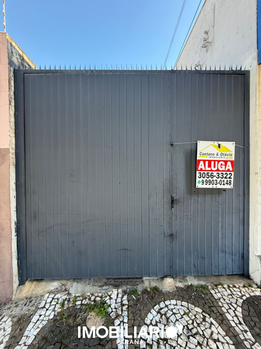 Residência para  alugarUmuarama, com 4 quartos