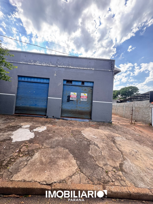 Sala Comercial para  venda em Zona II, Umuarama, 510,00m²