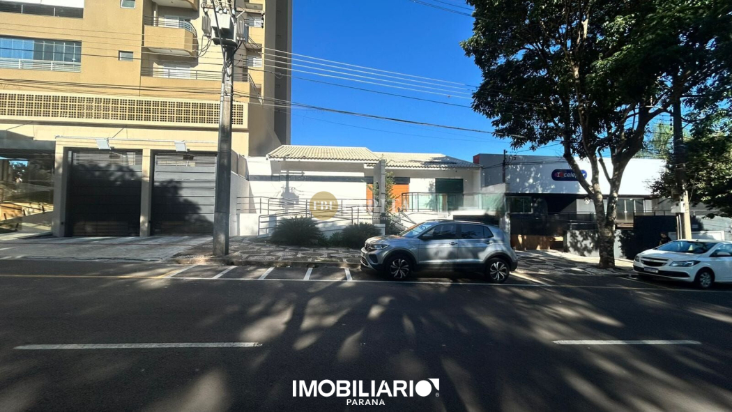 Residência para  alugar em Zona I, Umuarama, 337,74m², com 3 quartos