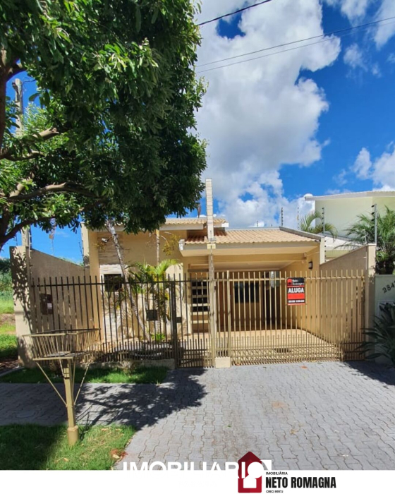 Residência para  alugar em Jardim Mediterrâneo, Umuarama, com 3 quartos