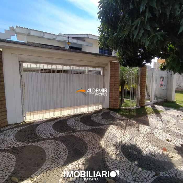 Sobrado para  venda em , Umuarama, 451,00m²