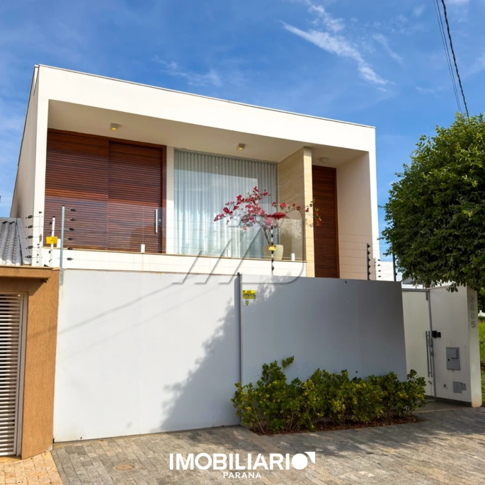 Sobrado para  vendaUmuarama, 229,75m²