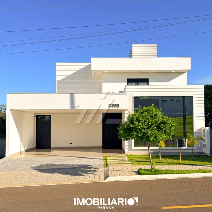Sobrado para  vendaUmuarama, 324,00m², com 1 quartos