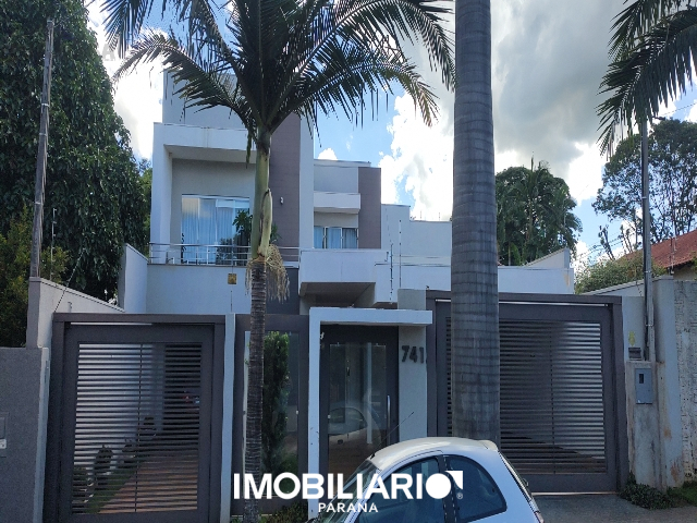 Residência para  venda em Centro, Campo Mourão, 520,00m²