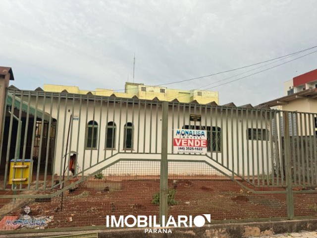 Residência para  venda em Centro, Campo Mourão, 422,00m²