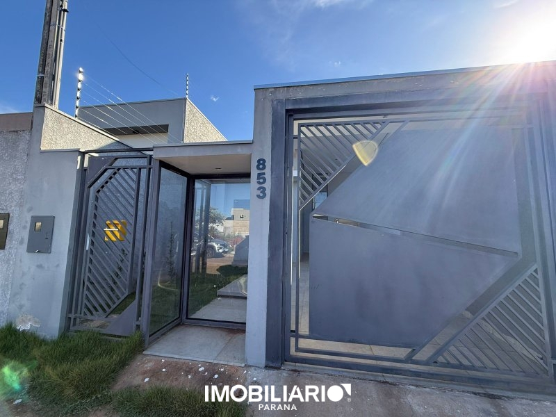 Residência para  venda em Jardim Novo Centro, Campo Mourão, 153,00m², com 2 quartos