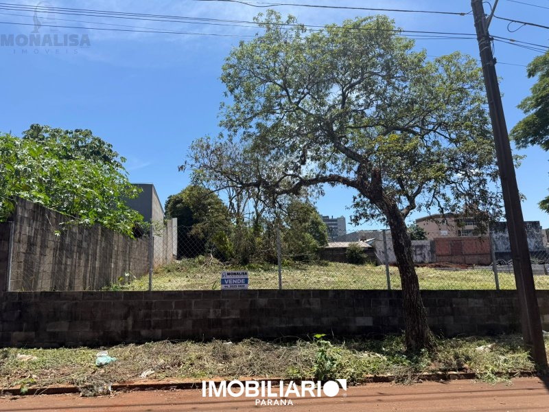 Terreno para  venda em Centro, Campo Mourão, 1.500,00m²