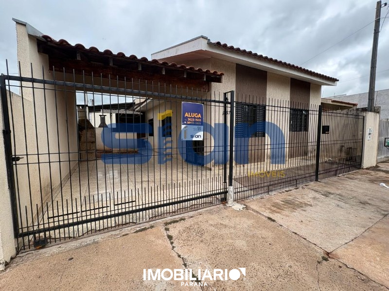 Residência para  alugar em Jardim Araxá, Umuarama, com 2 quartos