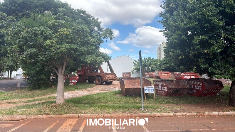 Terreno para  venda em Centro, Campo Mourão, 600,00m²