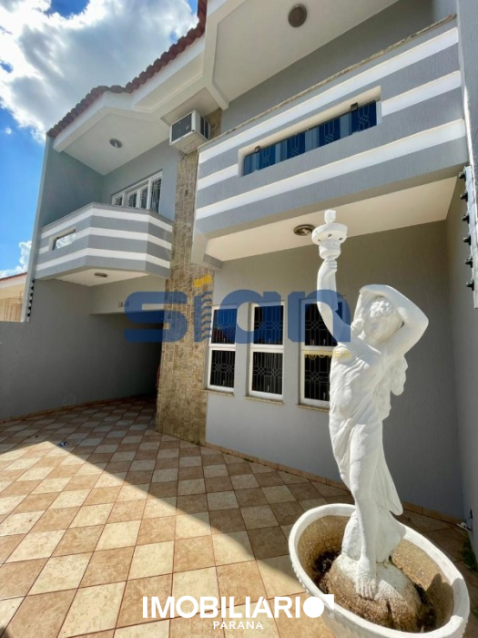 Residência para  alugar em Zona II, Umuarama, 267,00m², com 3 quartos