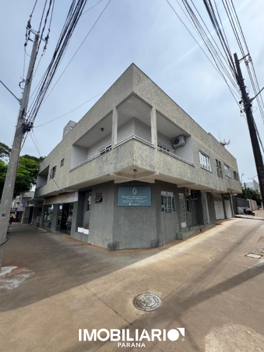 Residência para  venda em Zona II, Umuarama, 288,00m², com 5 quartos