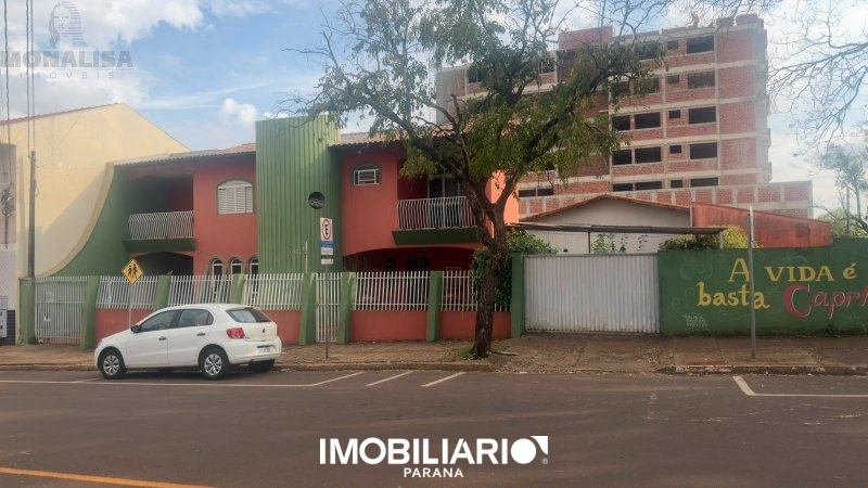 Residência para  venda em Centro, Campo Mourão, 420,00m²