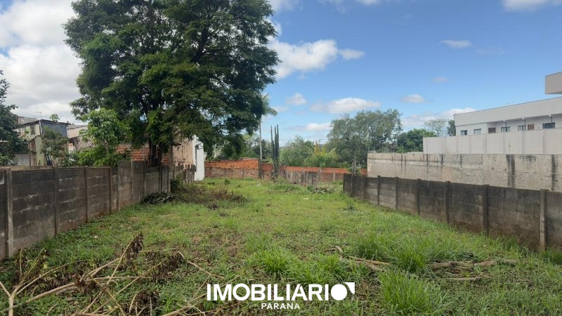 Terreno para  venda em Centro, Campo Mourão, 500,00m²
