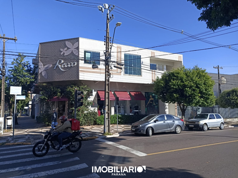 Prédio Comercial para  venda em Zona III, Umuarama, 557,00m², com 1 quartos