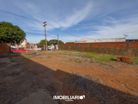 Terreno para  alugar em Centro, Goioerê, 420,00m²