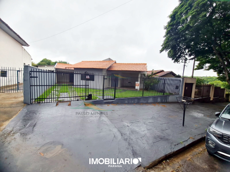 Residência para  venda em Zona I, Umuarama, 309,00m², com 3 quartos