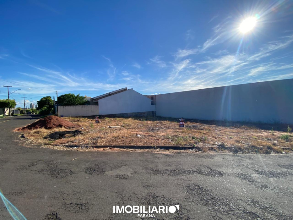 Terreno para  venda em Parque Bandeirantes, Umuarama, 687,00m²