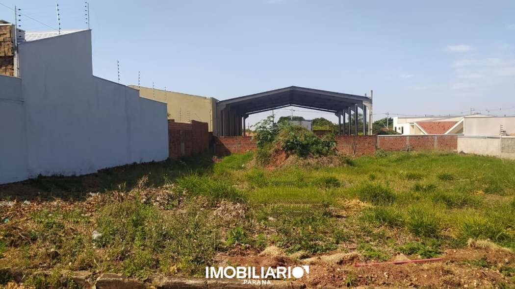Terreno para  venda em Jardim Oriente, Umuarama, 471,90m²