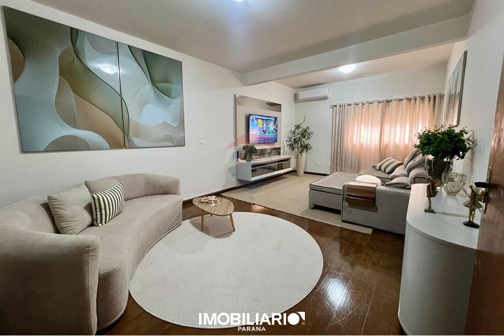 Sobrado para  venda em Zona II, Umuarama, 280,00m², com 3 quartos