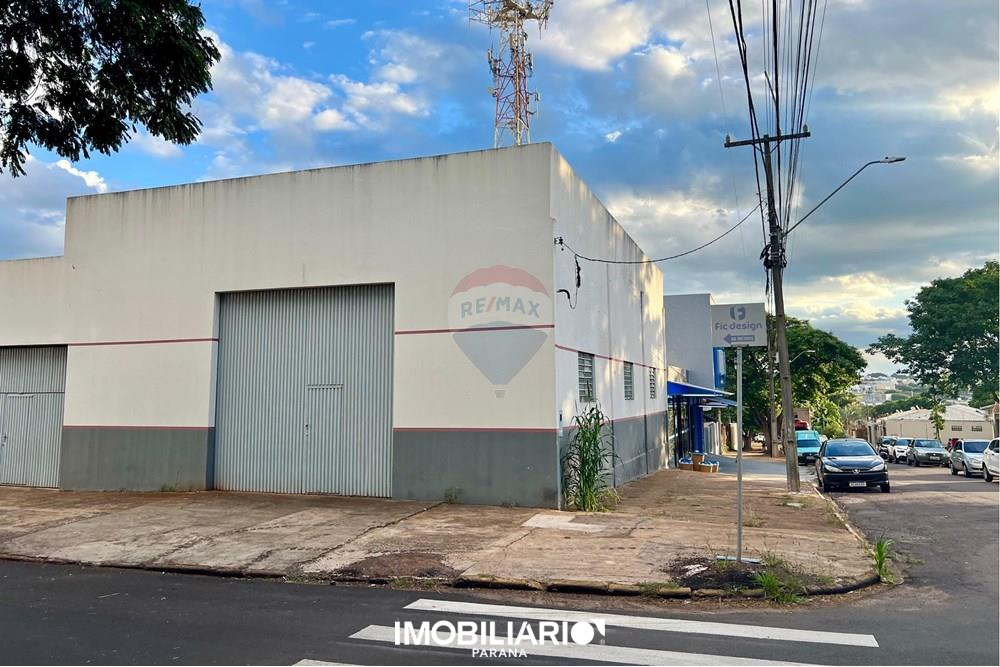 Barracão para  venda em Zona VII, Umuarama, 488,64m²
