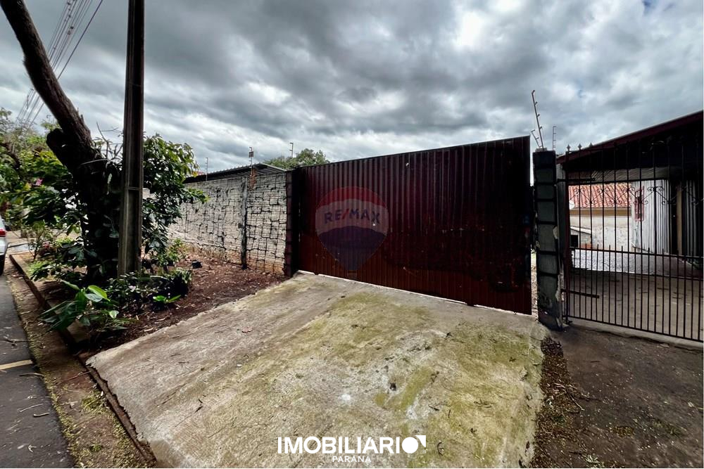 Terreno Comercial para  venda em Zona II, Umuarama, 490,00m²