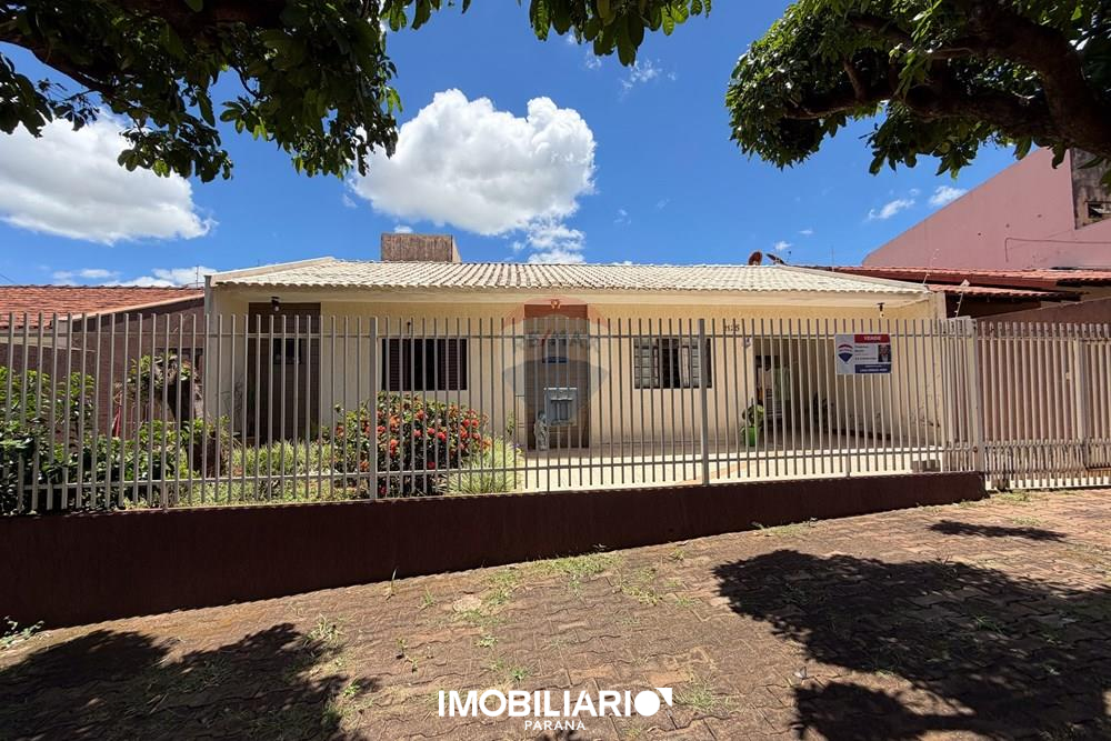 Residência para  venda em Jardim Tamoio, Umuarama, 191,90m², com 3 quartos