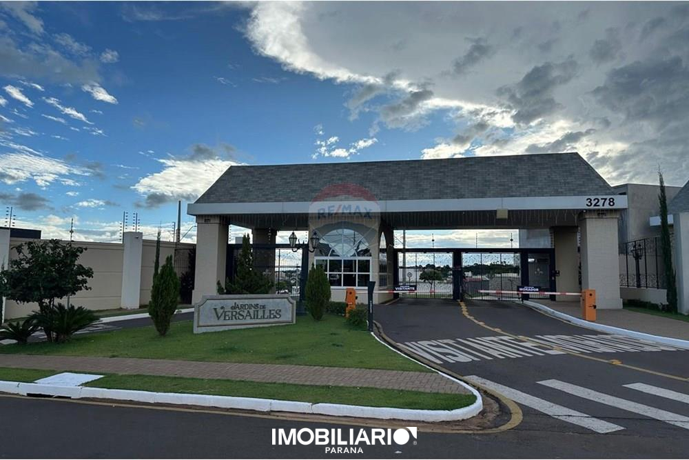 Terreno para  venda em Condomínio Jardins de Versailles, Umuarama, 270,00m²