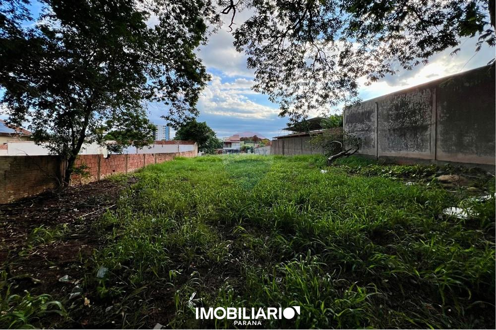 Terreno Comercial para  venda em Zona VII, Umuarama, 504,00m²