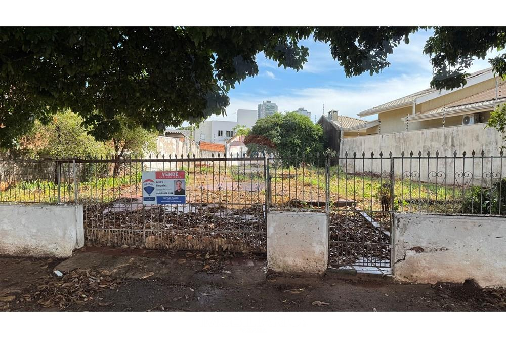 Terreno para  venda em Zona II, Umuarama, 486,50m²