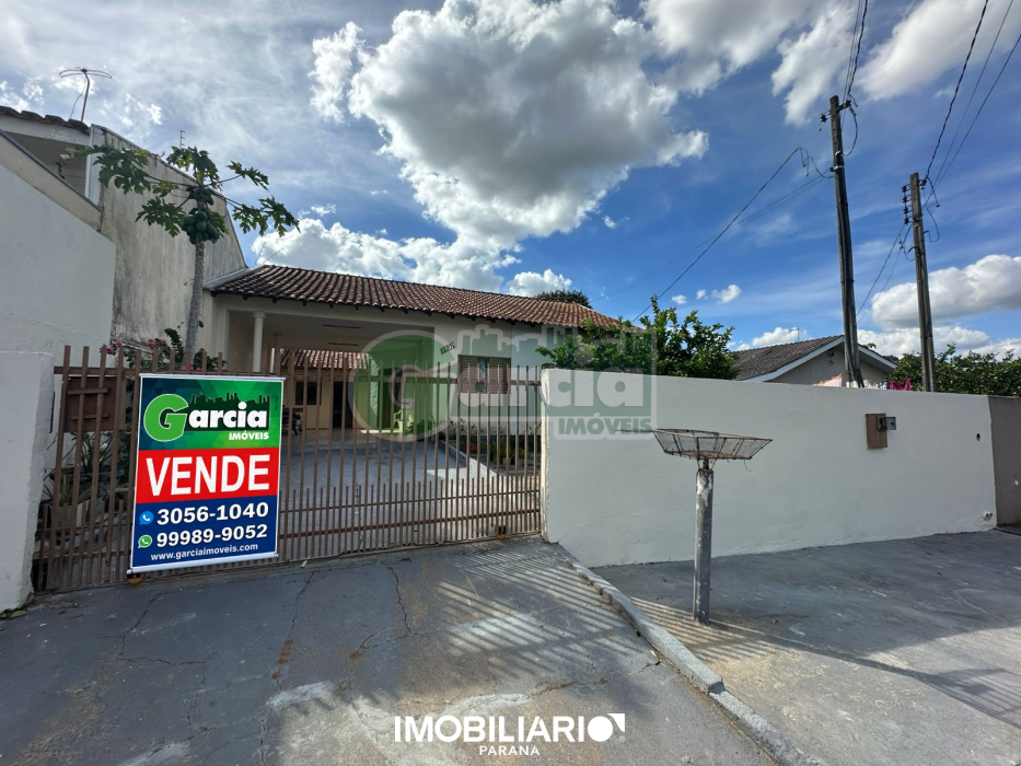 Residência para  venda em Conjunto Patrimônio Umuarama, Umuarama, 280,00m², com 5 quartos