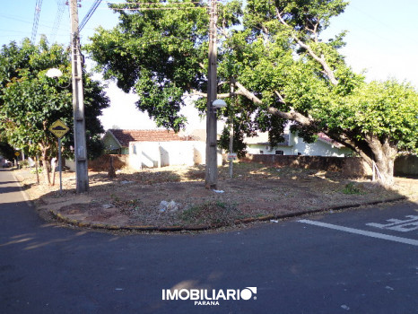 Terreno para  venda em Zona VII, Umuarama, 279,13m²
