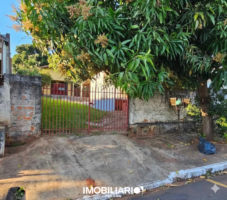 Residência para  venda em Zona V, Umuarama, 525,00m²