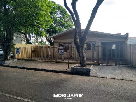 Residência para  vendaUmuarama, 245,00m², com 3 quartos