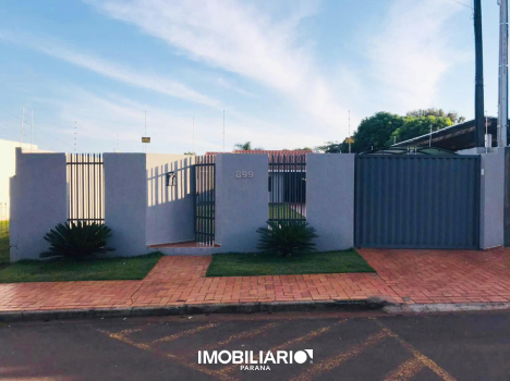 Residência para  venda em Centro, Campo Mourão, 500,00m², com 2 quartos