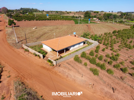 Chácara para  vendaUmuarama, 2.632,00m², com 2 quartos