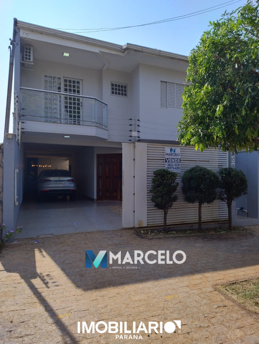 Sobrado para  venda em Zona II, Umuarama, 114,31m², com 3 quartos