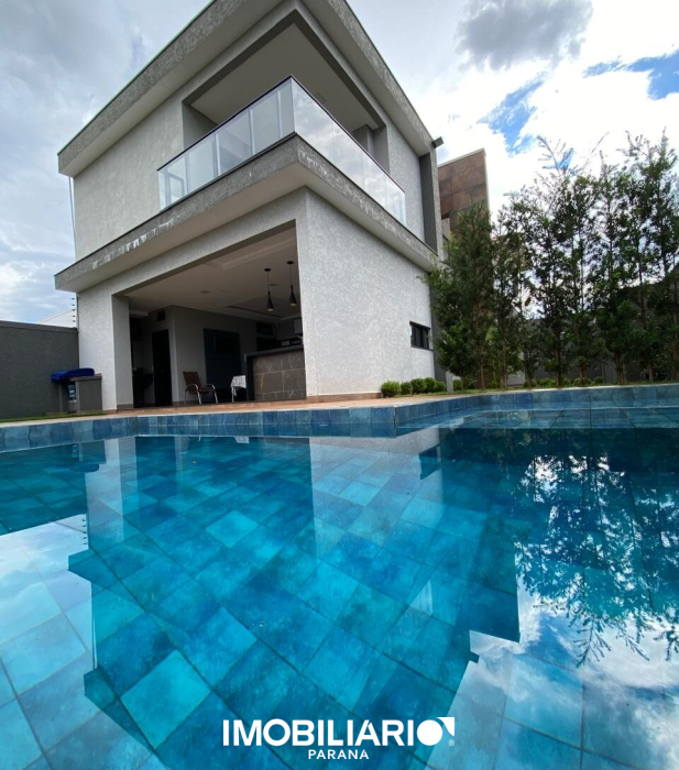 Sobrado para  venda em Jardim Flora III, Campo Mourão, 245,00m²