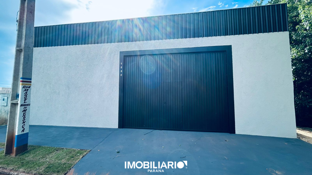 Salão Comercial para  alugar em Parque Portugal, Umuarama, 191,58m²