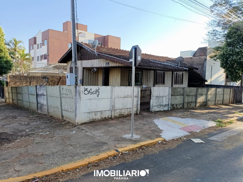 Residência para  venda em Zona III, Umuarama, 266,00m²